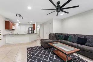 2764 SE Birmingham Dr, Stuart, FL 34994 - Photo 7