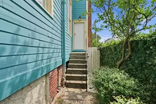 207 E Gwinnett St, Savannah, GA 31401 - Photo 51
