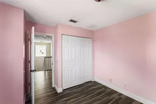 6384 Adriatic Way, West Palm Beach, FL 33413 - Photo 19