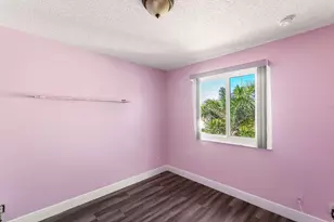 6384 Adriatic Way, West Palm Beach, FL 33413 - Photo 15