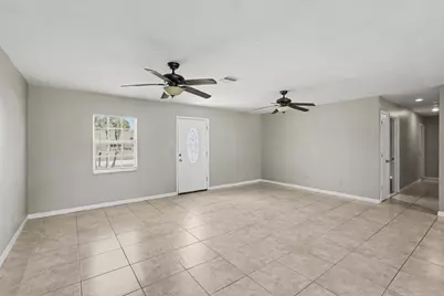 502 NE Solida Circle, Port Saint Lucie, FL 34983 - Photo 5