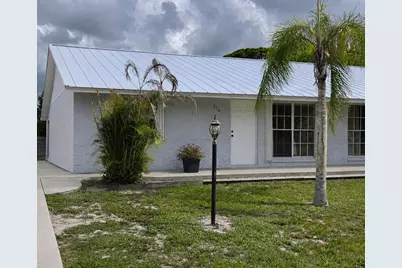 276 SE Norfolk Boulevard, Stuart, FL 34997 - Photo 1