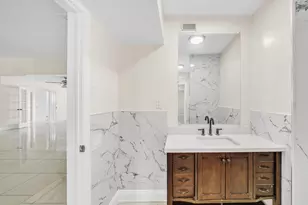 4921 NW 39th St, Lauderdale Lakes, FL 33319 - Photo 13
