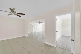 4921 NW 39th St, Lauderdale Lakes, FL 33319 - Photo 11