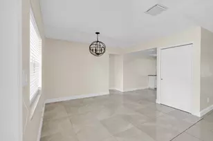 4921 NW 39th St, Lauderdale Lakes, FL 33319 - Photo 23
