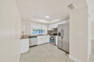 4921 NW 39th St, Lauderdale Lakes, FL 33319 - Photo 25