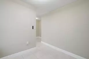 309 SW 7th Ct, Hallandale Beach, FL 33009 - Photo 35