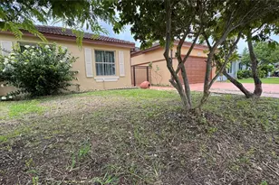 14332 SW 163rd St, Miami, FL 33177 - Photo 3