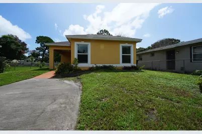 710 N 23rd Street, Fort Pierce, FL 34950 - Photo 3