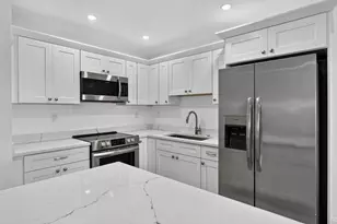 100 Shore Ct, North Palm Beach, FL 33408 - Photo 7