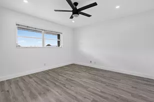 100 Shore Ct, North Palm Beach, FL 33408 - Photo 3