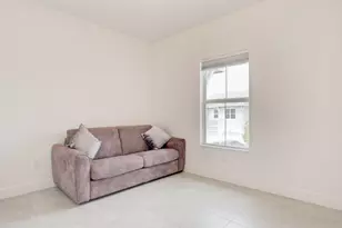 576 Parsons Wy, Deerfield Beach, FL 33442 - Photo 5