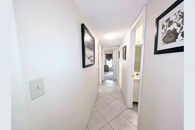 7515 S Oriole Boulevard #203, Delray Beach, FL 33446 - Photo 11