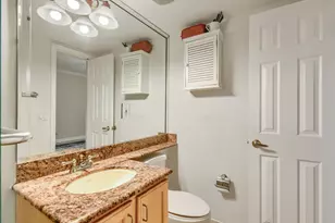924 SE 2nd St, Fort Lauderdale, FL 33301 - Photo 13