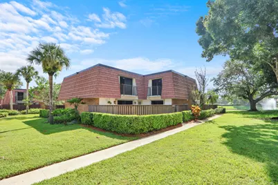 2940 SW Sunset Trace Circle, Palm City, FL 34990 - Photo 1