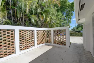 2177 SE 1st St, Boynton Beach, FL 33435 - Photo 7