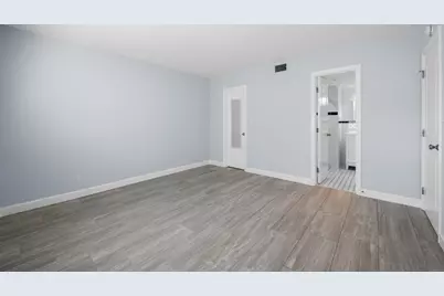 9 NE 19th Court #c110, Wilton Manors, FL 33305 - Photo 11