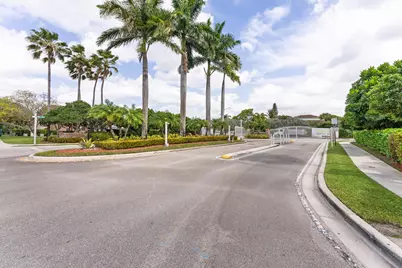 15350 NW 6th Court, Pembroke Pines, FL 33028 - Photo 35