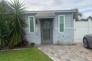 2793 Shawnee Rd, West Palm Beach, FL 33406 - Photo 1