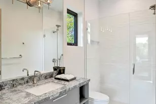 23 Isla Bahia Dr, Fort Lauderdale, FL 33316 - Photo 39