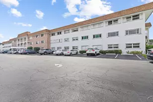 110 Shore Ct, North Palm Beach, FL 33408 - Photo 7