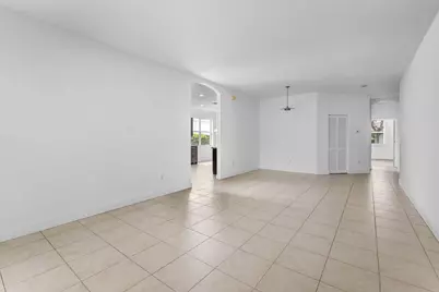 196 Seminole Lakes Drive, Royal Palm Beach, FL 33411 - Photo 9