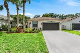 196 Seminole Lakes Dr, Royal Palm Beach, FL 33411 - Photo 3