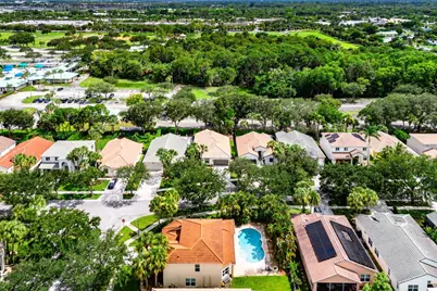 196 Seminole Lakes Drive, Royal Palm Beach, FL 33411 - Photo 37