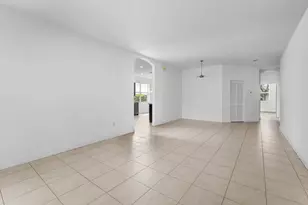 196 Seminole Lakes Dr, Royal Palm Beach, FL 33411 - Photo 9