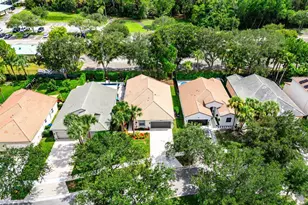 196 Seminole Lakes Dr, Royal Palm Beach, FL 33411 - Photo 31