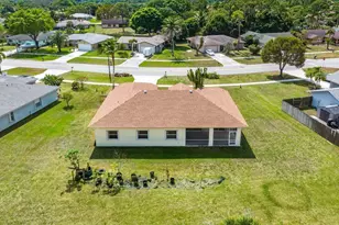 273 Ponce De Leon St, Royal Palm Beach, FL 33411 - Photo 37