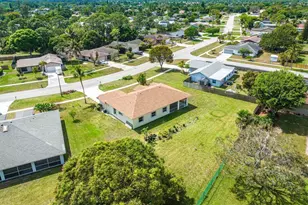 273 Ponce De Leon St, Royal Palm Beach, FL 33411 - Photo 37