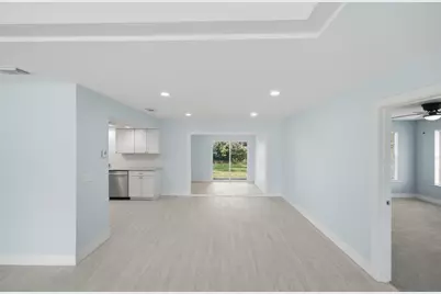 662 SE Essex Drive, Port Saint Lucie, FL 34984 - Photo 11
