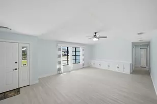 662 SE Essex Dr, Port Saint Lucie, FL 34984 - Photo 19