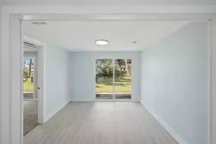 662 SE Essex Dr, Port Saint Lucie, FL 34984 - Photo 29