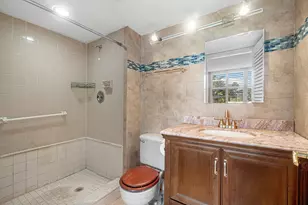 7610 NW 18th St, Margate, FL 33063 - Photo 23