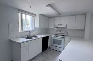 551 NW 82nd Ave, Miami, FL 33126 - Photo 7
