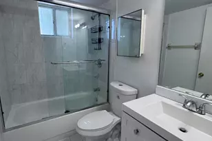 551 NW 82nd Ave, Miami, FL 33126 - Photo 15