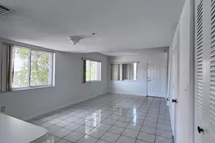551 NW 82nd Ave, Miami, FL 33126 - Photo 5