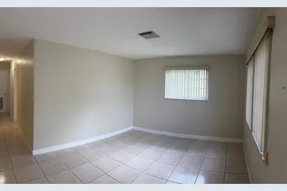 1117 NE 23rd Street, Belle Glade, FL 33430 - Photo 3