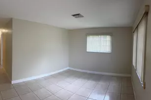 1117 NE 23rd St, Belle Glade, FL 33430 - Photo 3