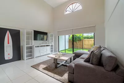 13547 Fountain View Boulevard, Wellington, FL 33414 - Photo 5