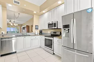 34 Harbour Isle Dr W, Fort Pierce, FL 34949 - Photo 3