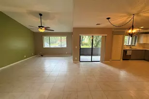 24 Lexington Ln W, Palm Beach Gardens, FL 33418 - Photo 7