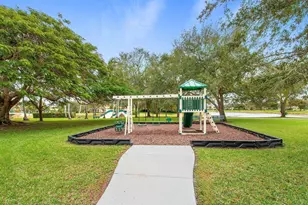 7813 Quida Dr, West Palm Beach, FL 33411 - Photo 29