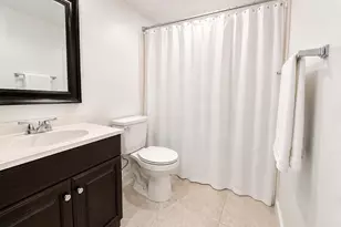 3226 NE 12th St, Pompano Beach, FL 33062 - Photo 7