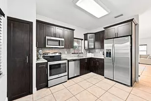 1115 SW 180th Terrace, Pembroke Pines, FL 33029 - Photo 3