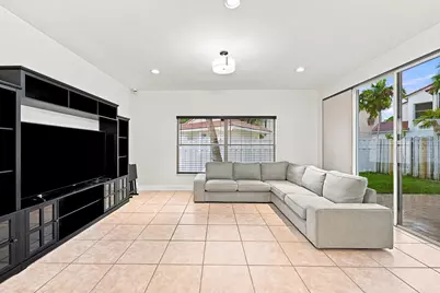 1115 SW 180th Terrace, Pembroke Pines, FL 33029 - Photo 19
