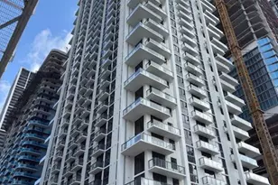 11 NE 6th St, Miami, FL 33132 - Photo 1