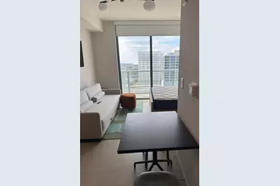 11 NE 6th Street #2215, Miami, FL 33132 - Photo 9